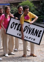 Otel Divane poster